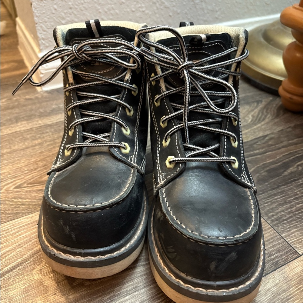 Steel toed work boots Black and Cream